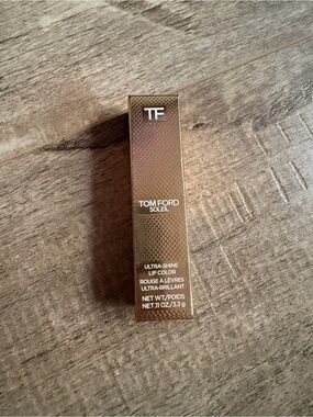 TOM FORD  Ultra Shine Lipstick
